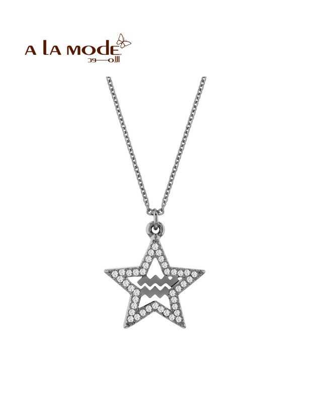 A La Mode Necklace